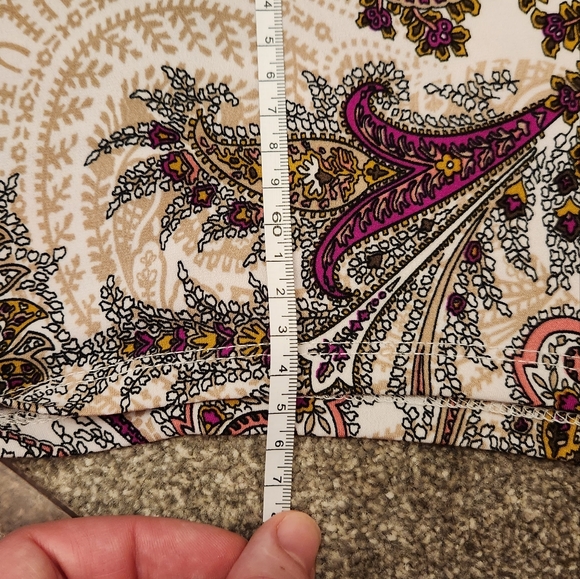 Pink Paisley Tunic 3/4 sleeves - Picture 5 of 6